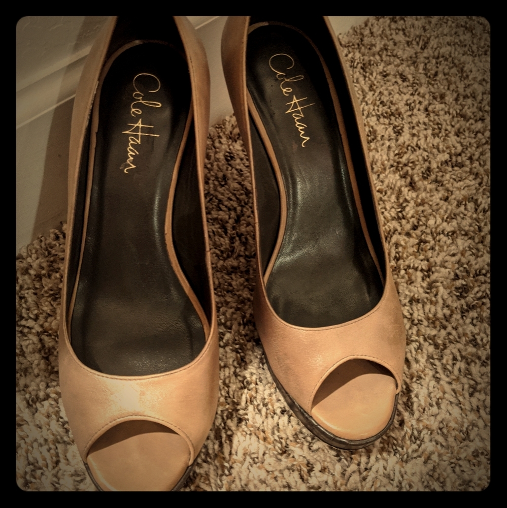 Cole haan tan heels